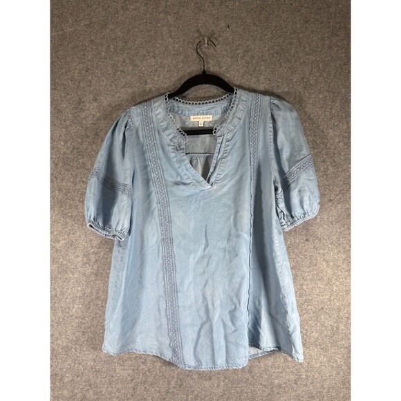Moon River Top Women Small Blue V Neck‎ Embroidered Chambray Western Countrygirl - Picture 1 of 7